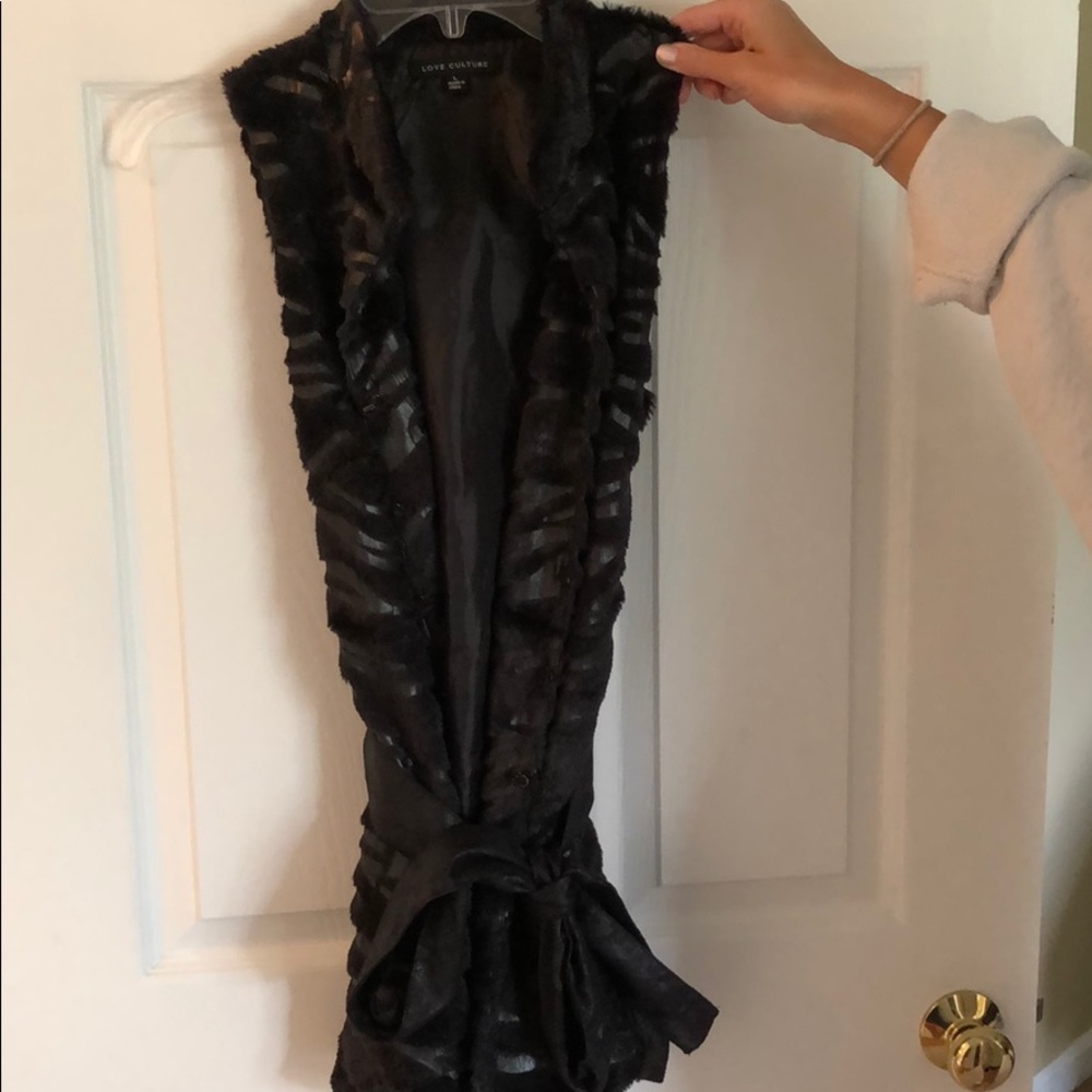 Black vest with tie
